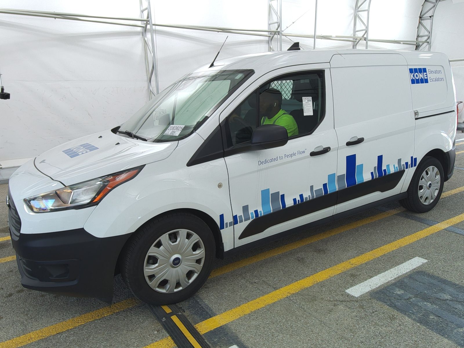 FORD TRANSIT CONNECT - 1