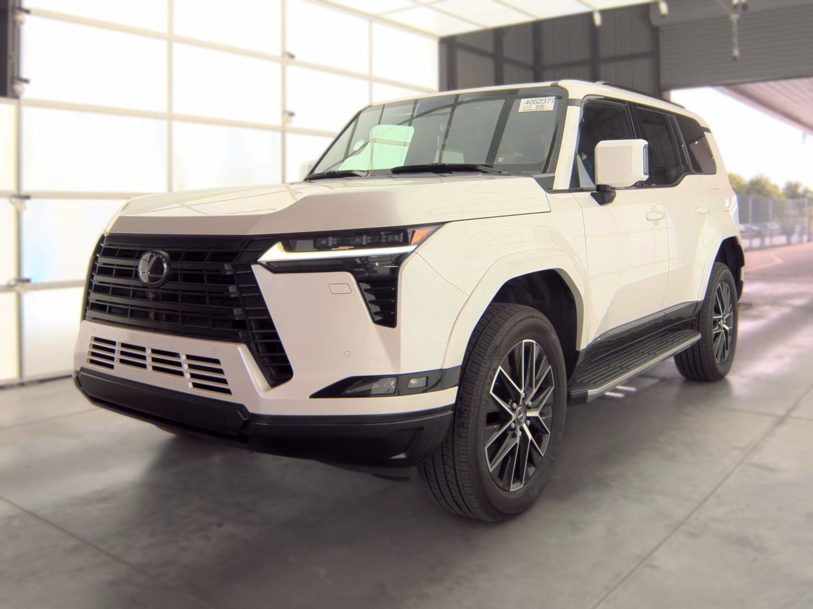 2024 Lexus GX 460 550 Premium's photo