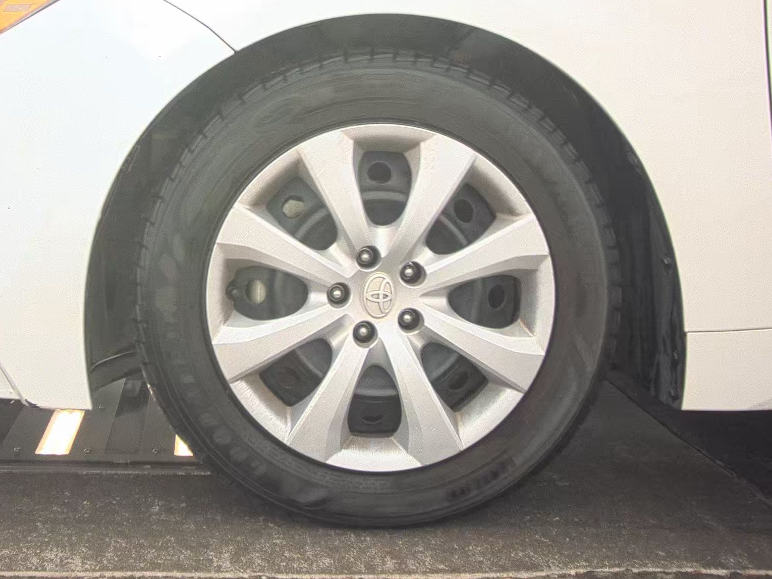 TOYOTA COROLLA - 10
