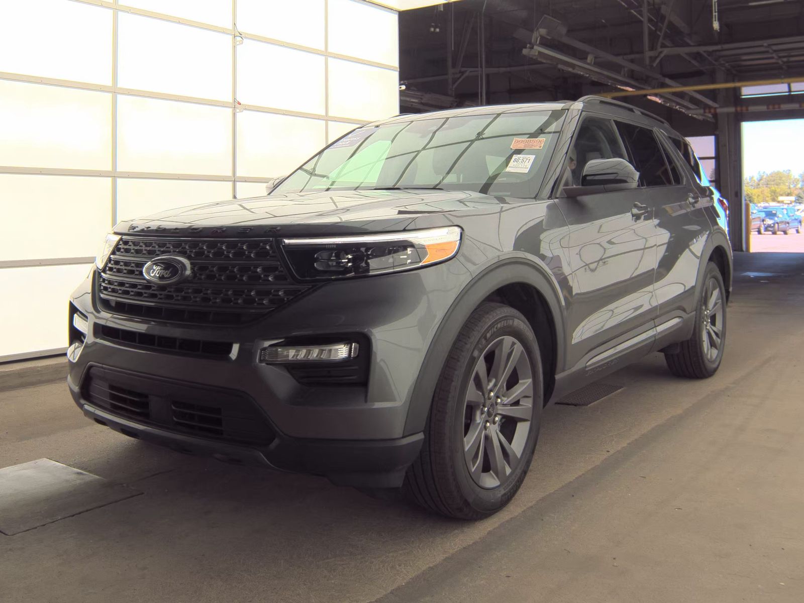 FORD EXPLORER - 1