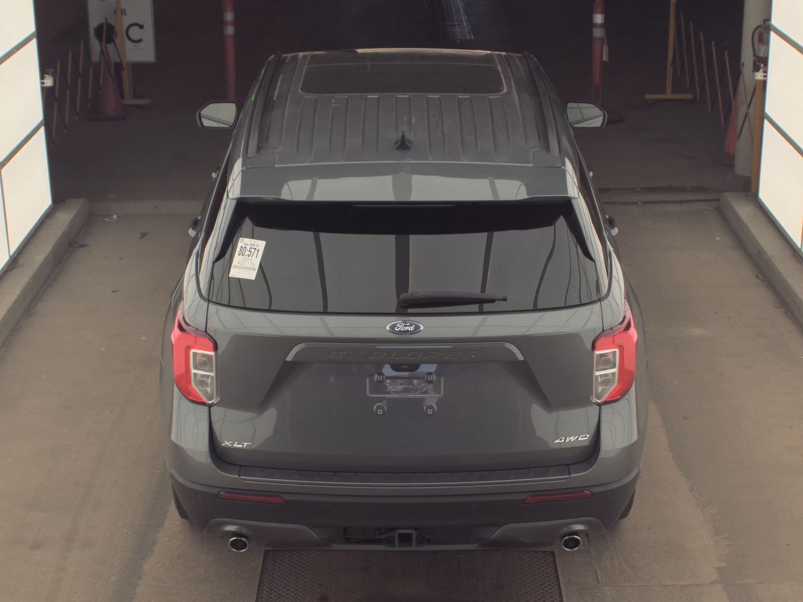 FORD EXPLORER - 7