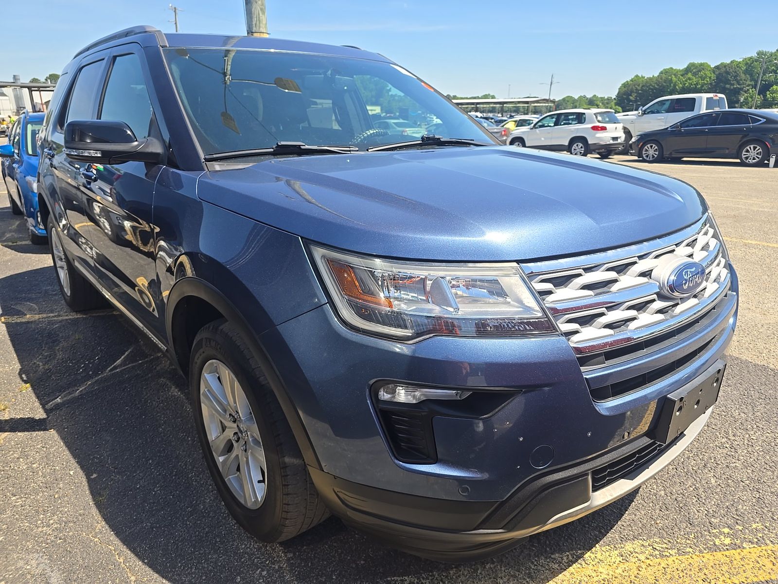 FORD EXPLORER - 4