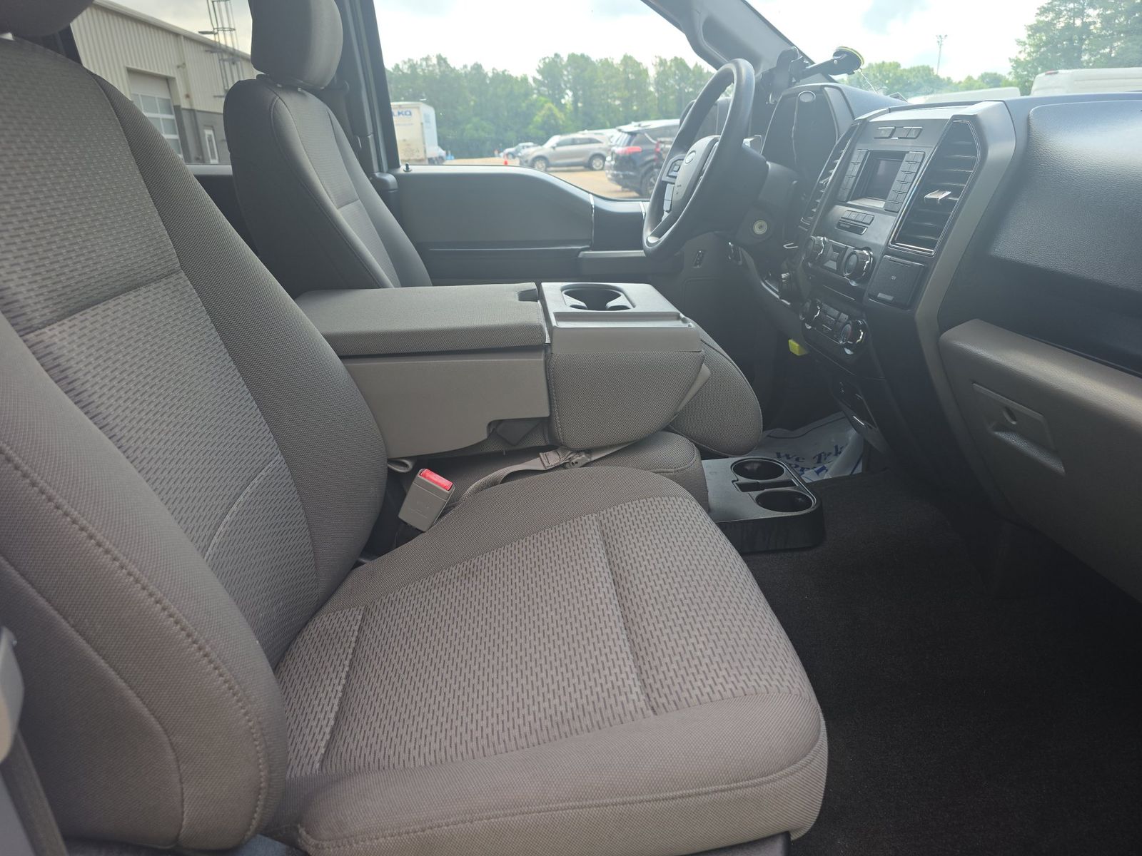 FORD F-150 - 9