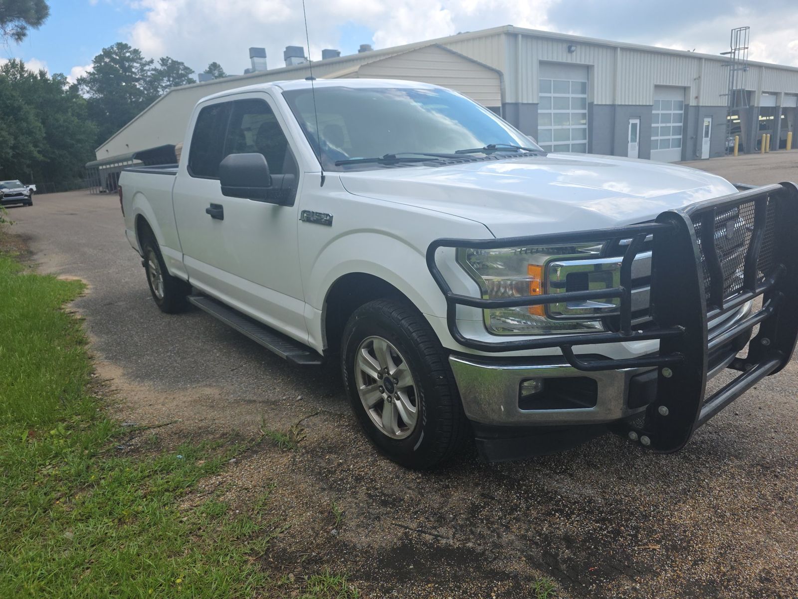FORD F-150 - 4