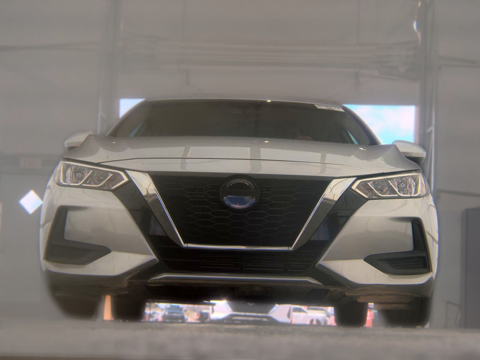 NISSAN SENTRA - 4