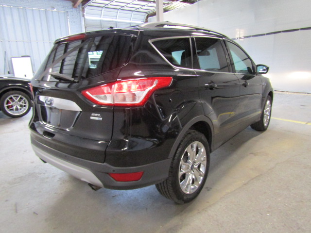 FORD ESCAPE - 7