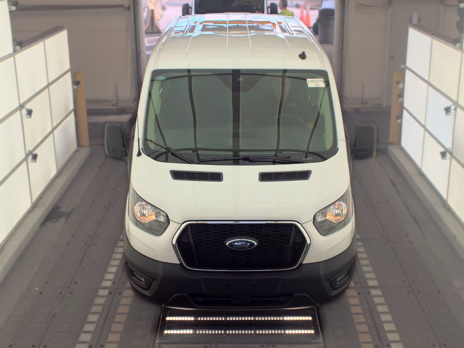 FORD TRANSIT 250 - 3