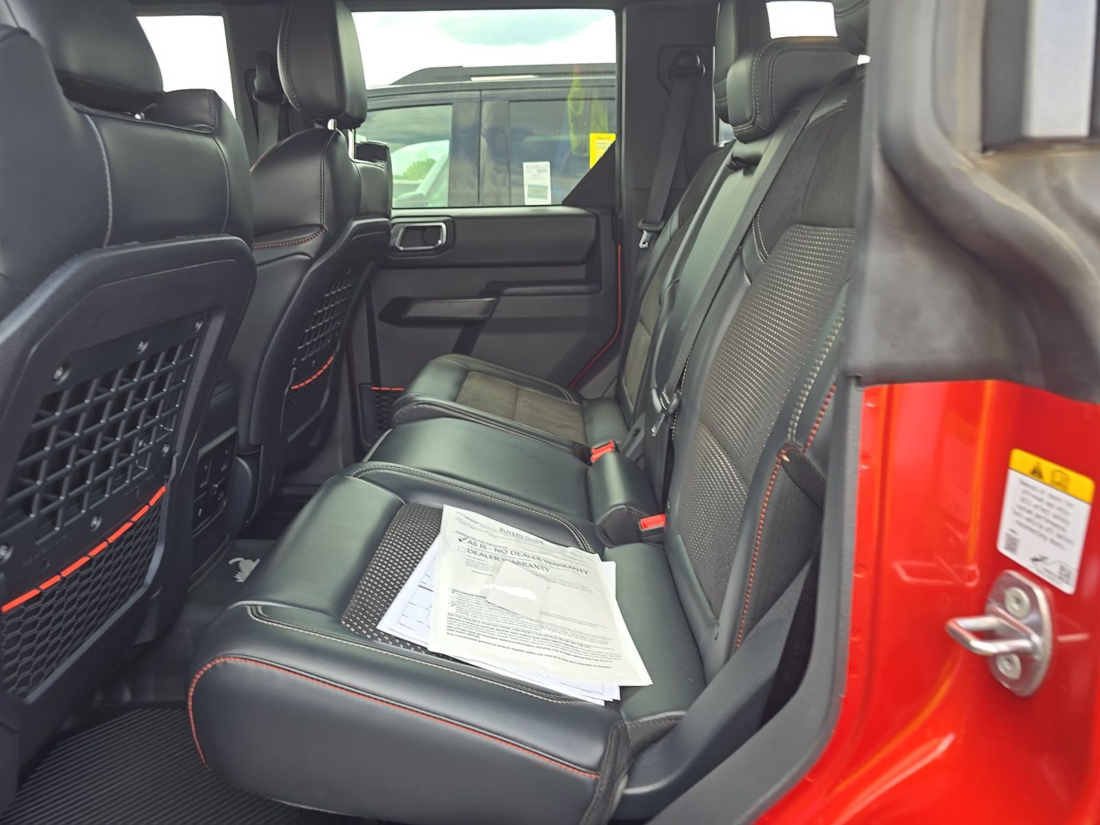FORD BRONCO - 10