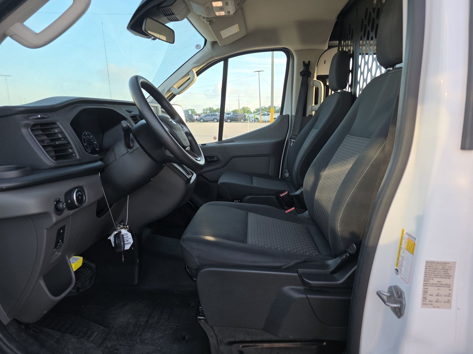 FORD TRANSIT 250 - 8