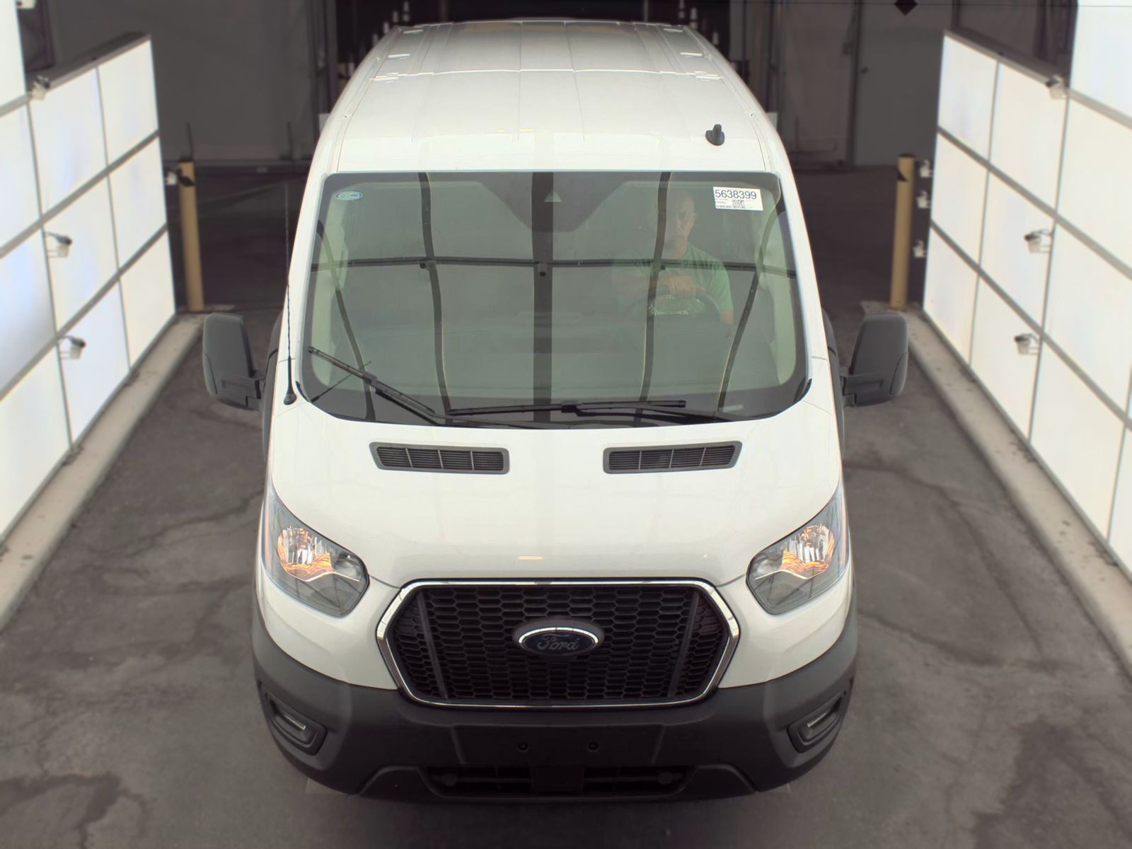 FORD TRANSIT 250 - 3