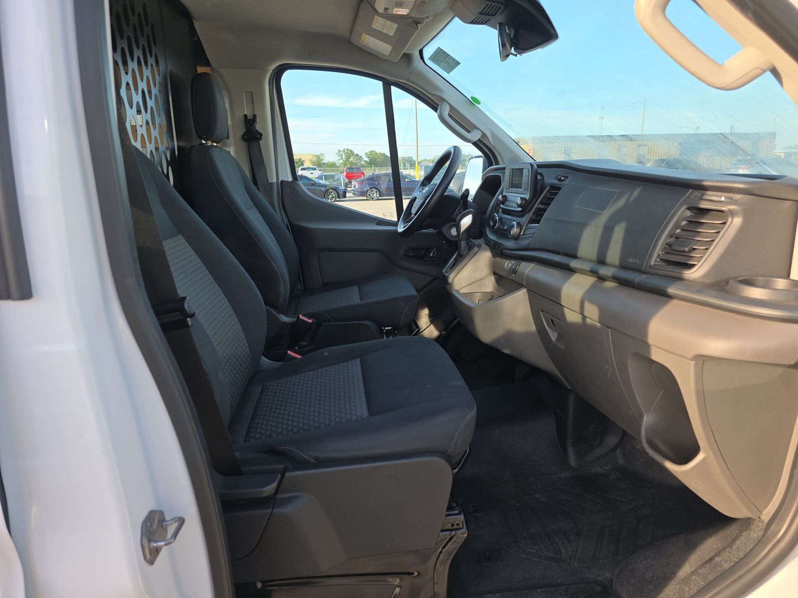 FORD TRANSIT 250 - 9