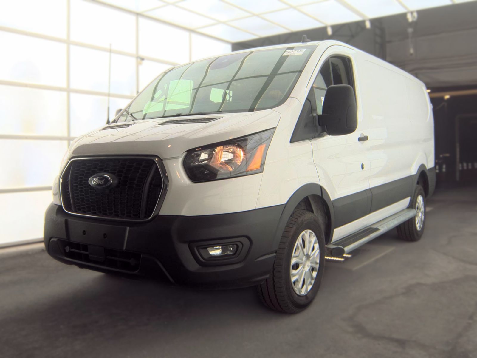 FORD TRANSIT 250 - 1