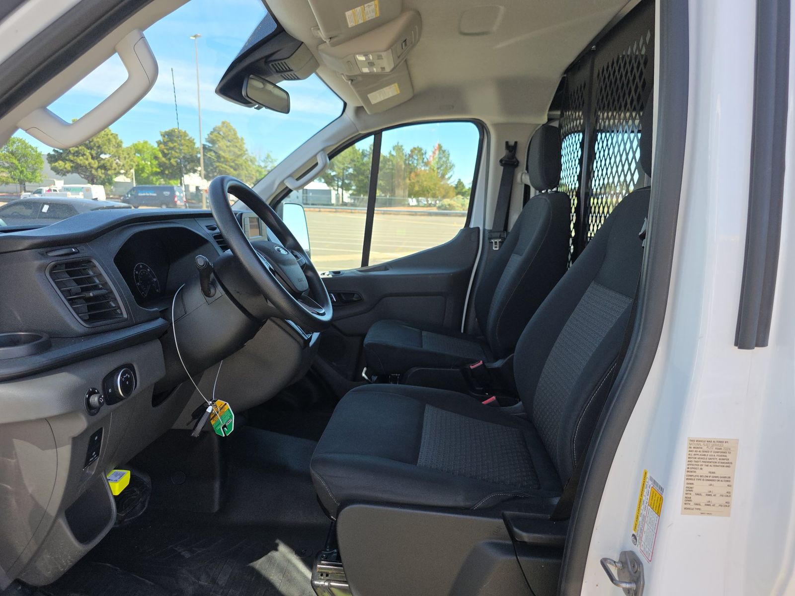 FORD TRANSIT 250 - 8