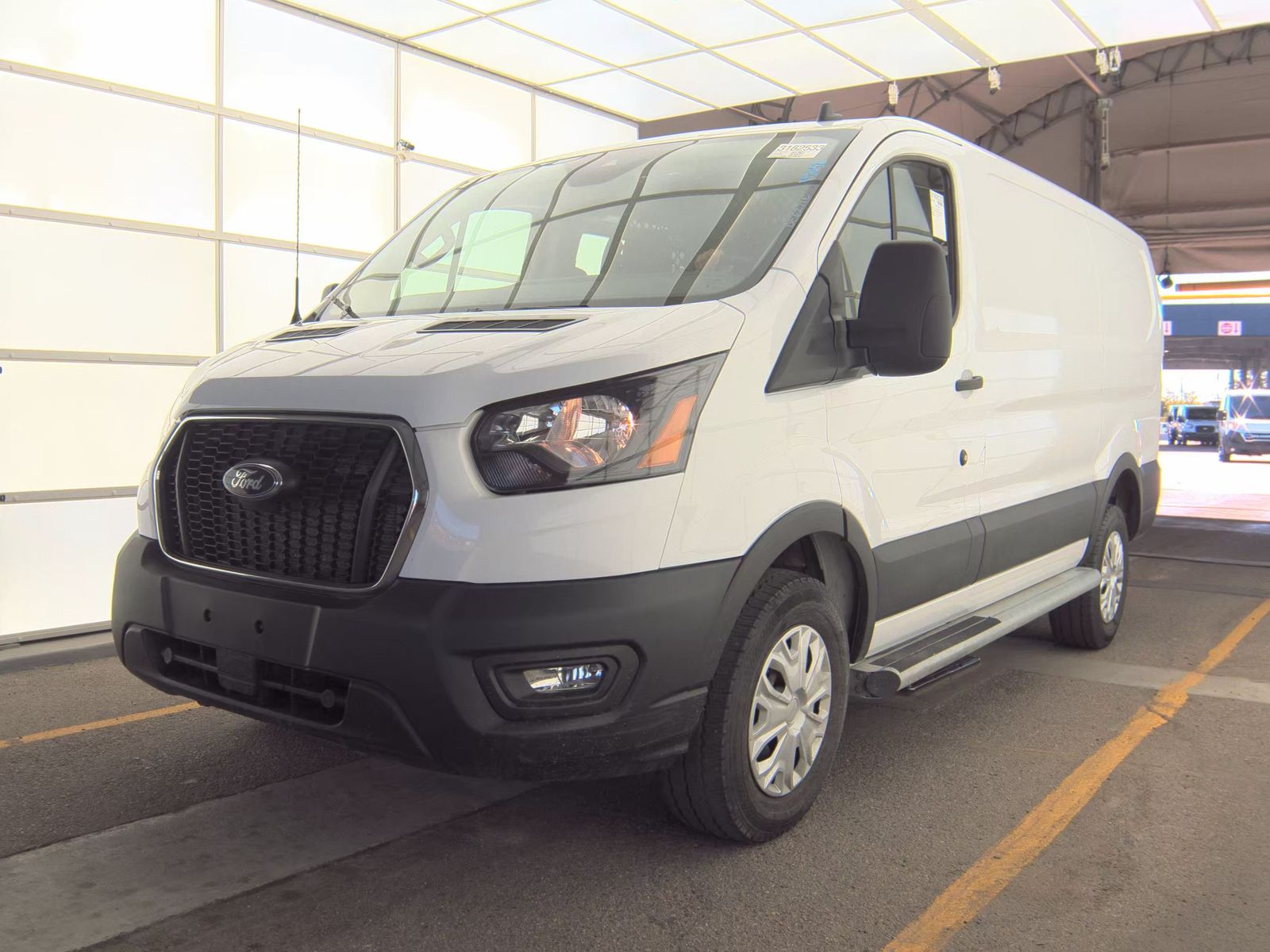 FORD TRANSIT 250 - 1