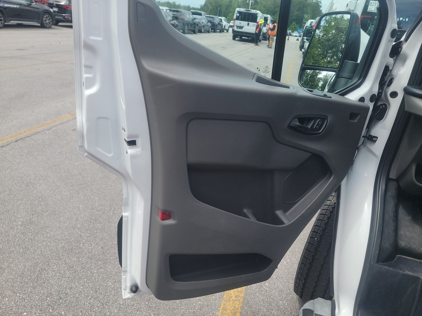 FORD TRANSIT 250 - 10