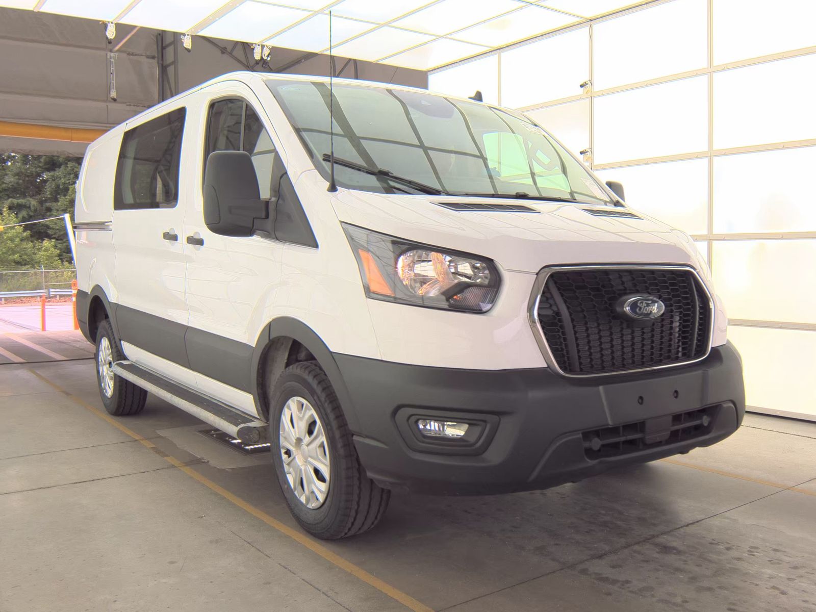 FORD TRANSIT 250 - 4