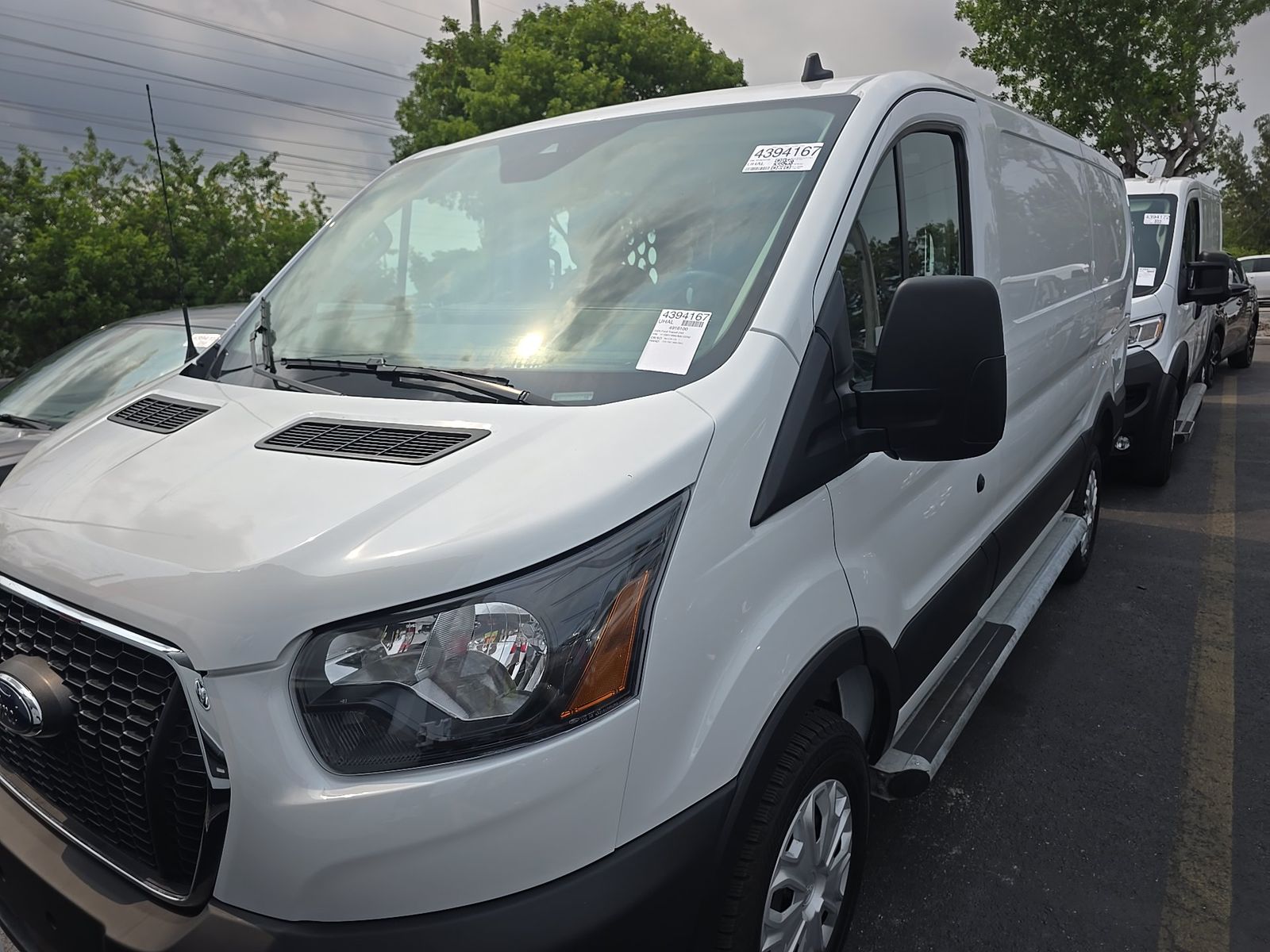 FORD TRANSIT 250 - 1