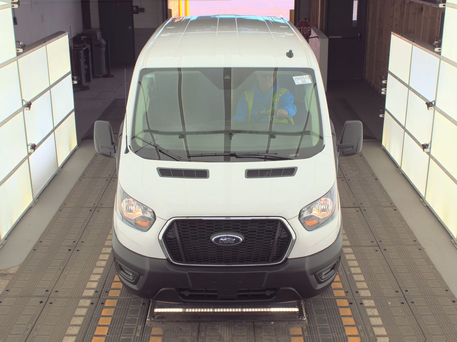 FORD TRANSIT 250 - 3