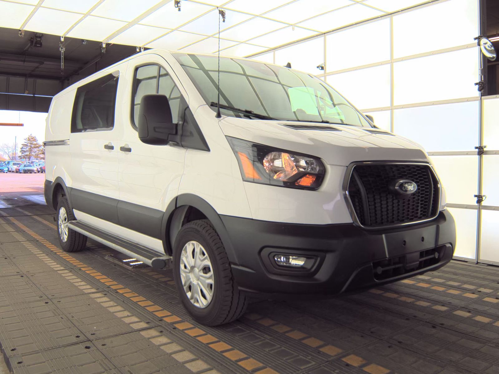 FORD TRANSIT 250 - 4