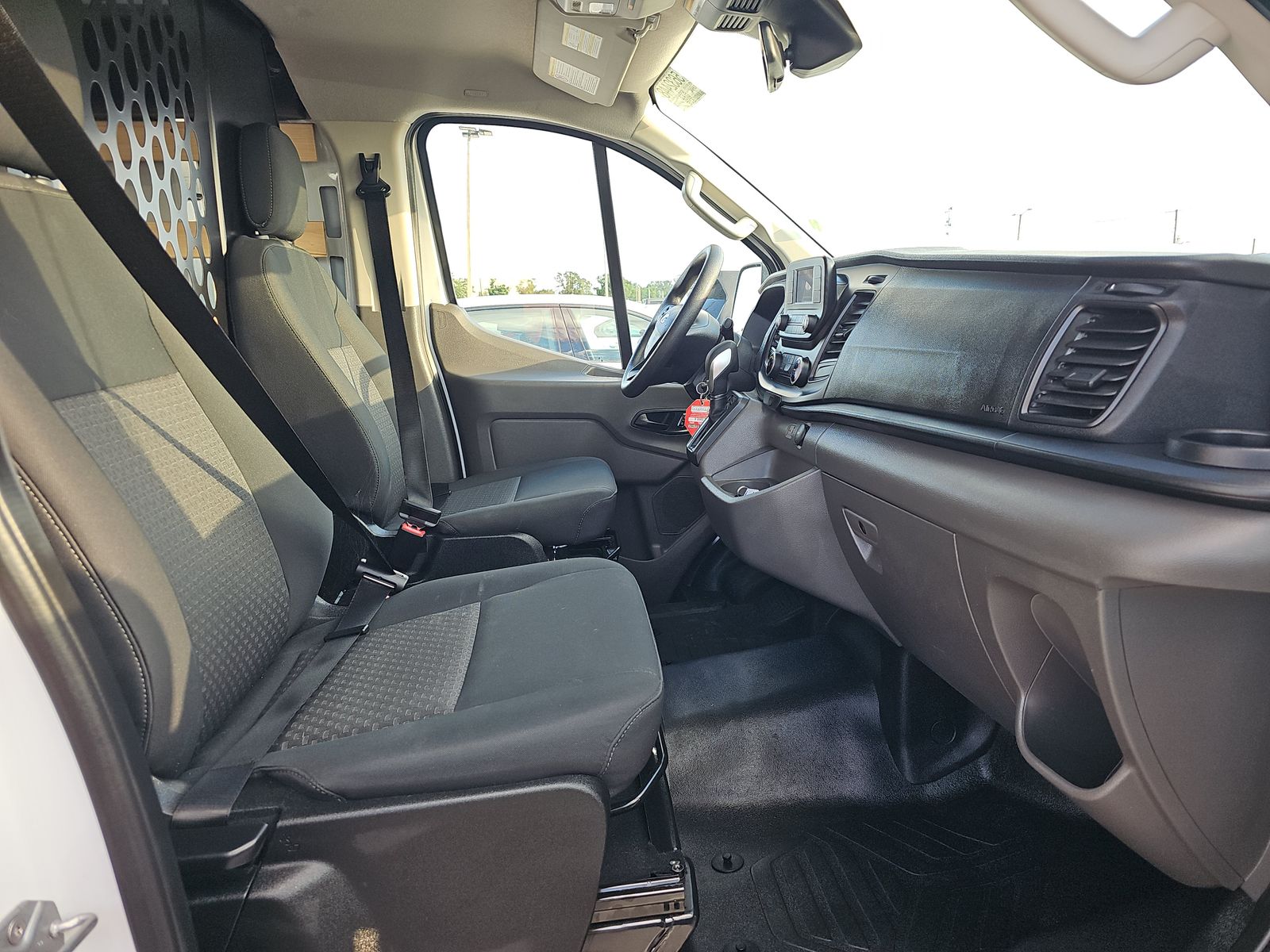 FORD TRANSIT 250 - 9