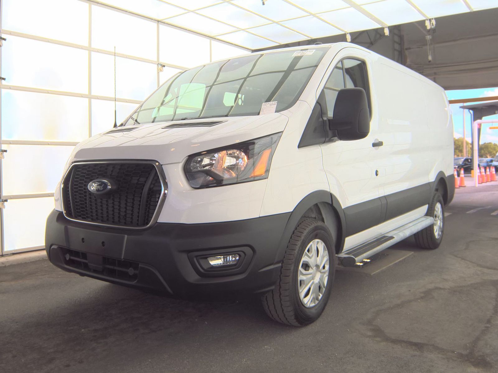 FORD TRANSIT 250 - 1