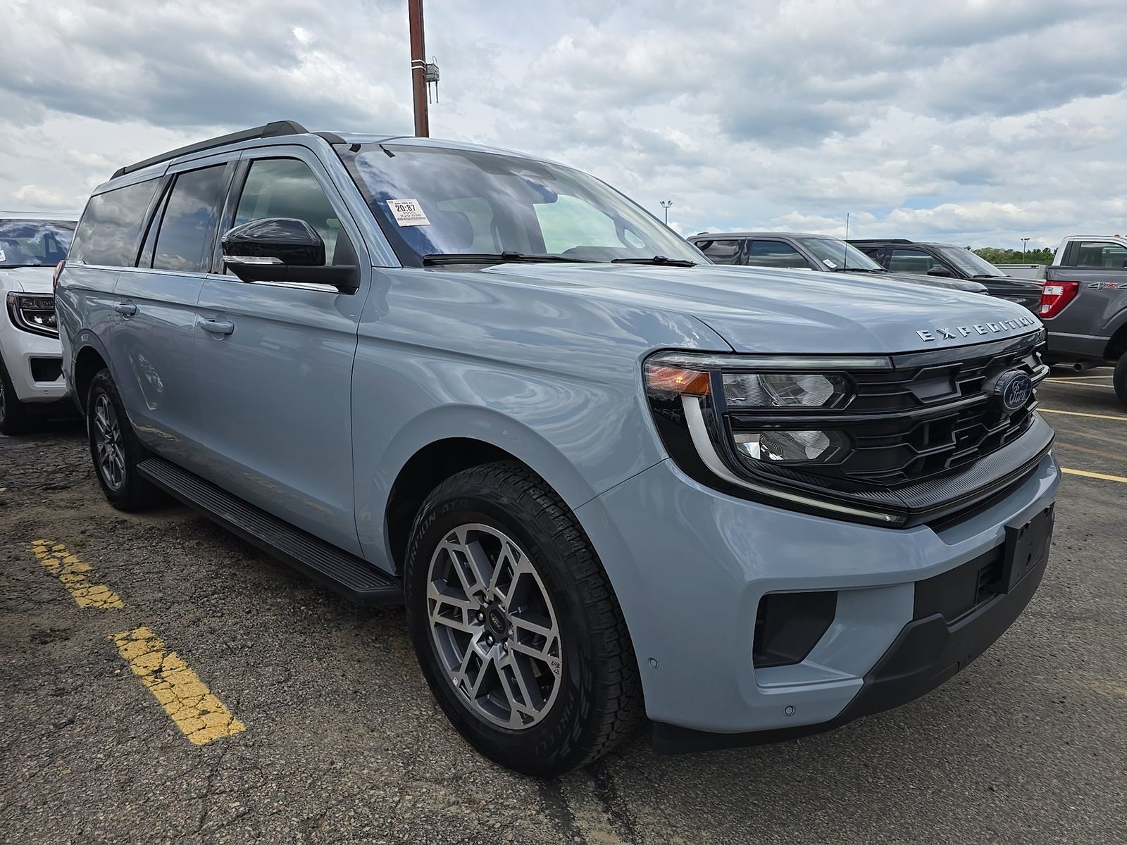 FORD EXPEDITION MAX - 4