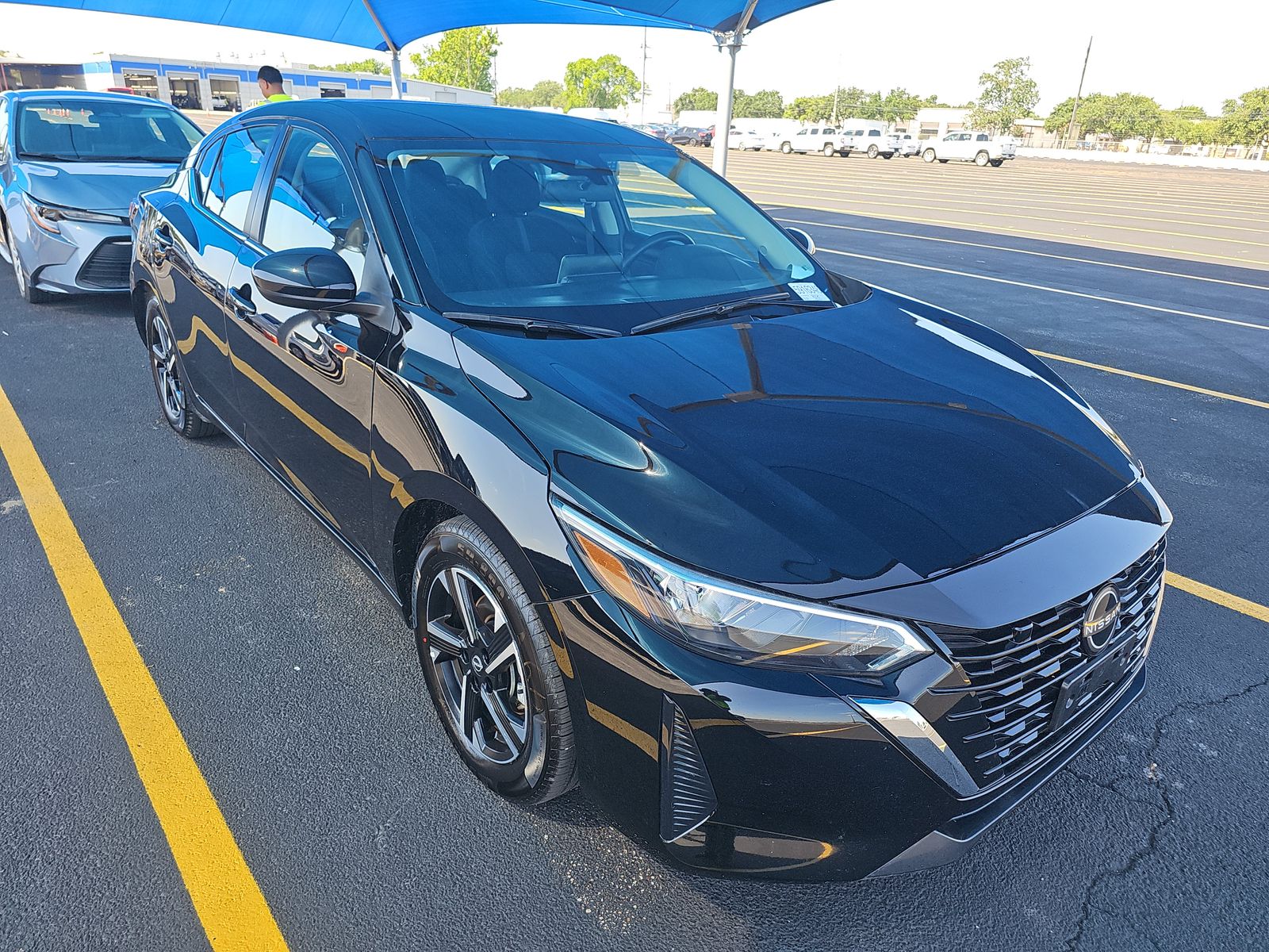 NISSAN SENTRA - 4