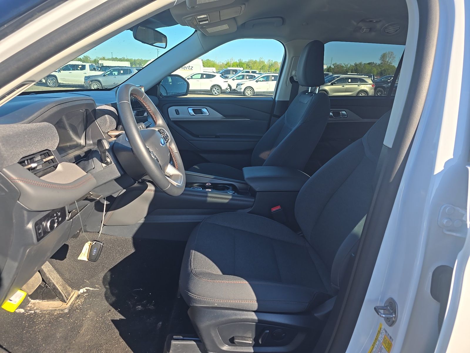 FORD EXPLORER - 8