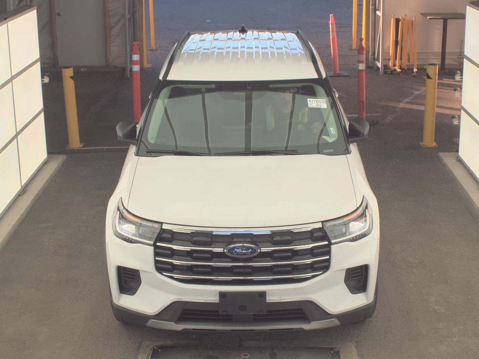 FORD EXPLORER - 3