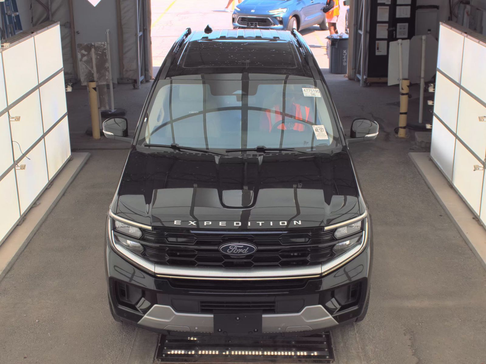 FORD EXPEDITION - 3