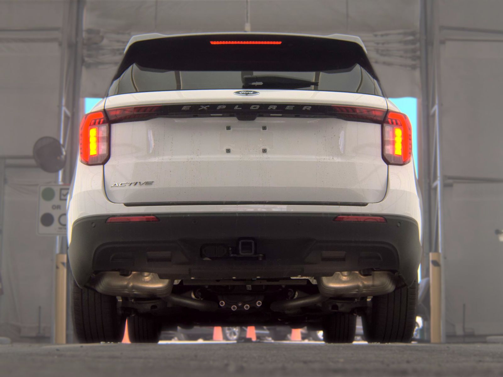 2025 Ford Explorer Active RWD