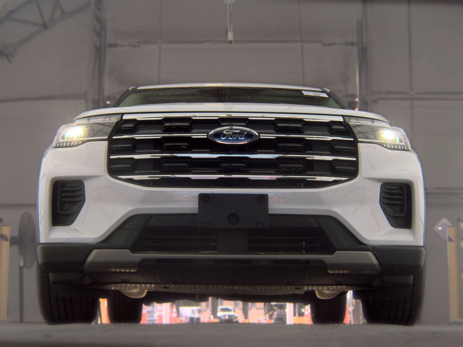 2025 Ford Explorer Active RWD