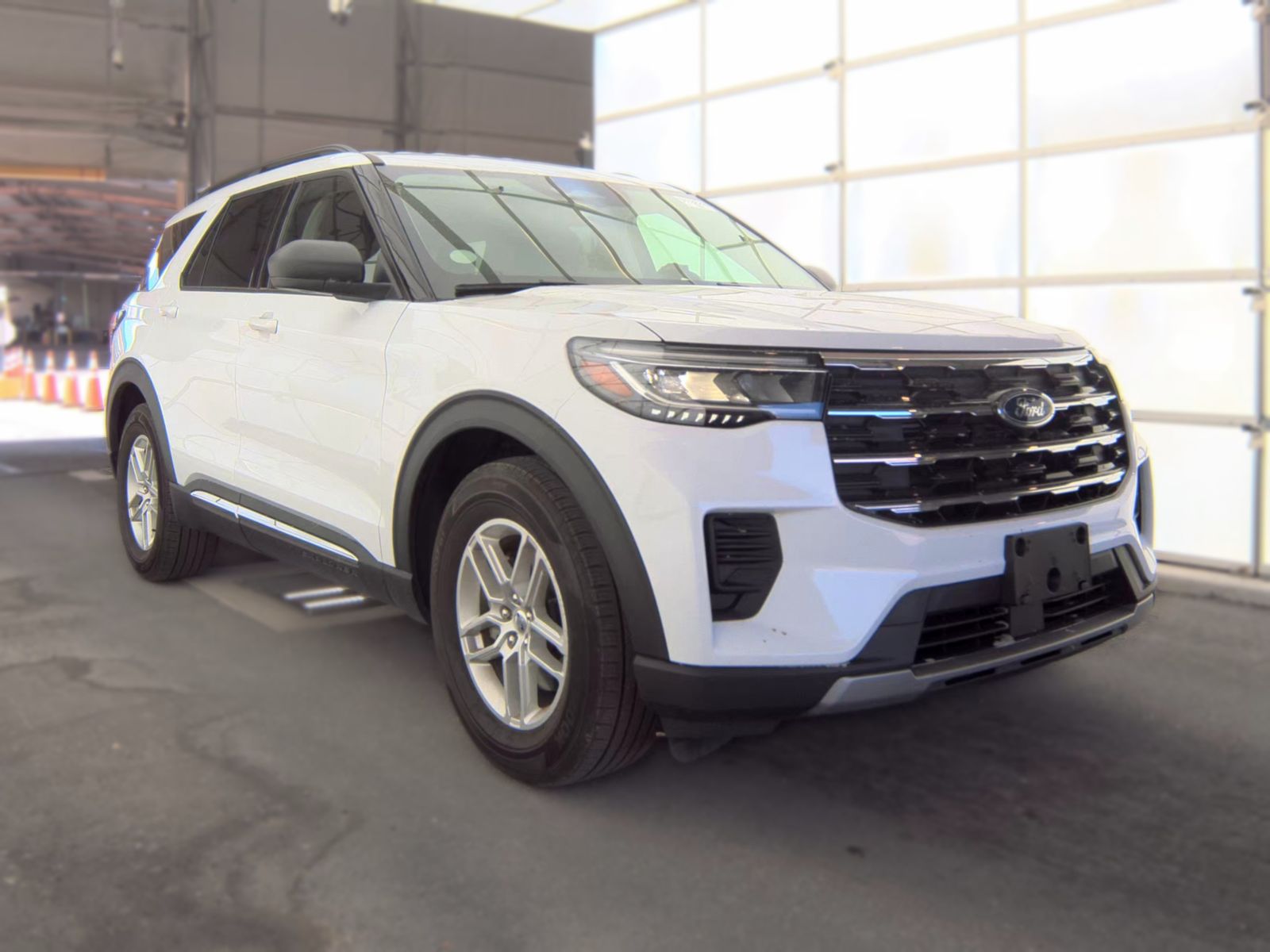 2025 Ford Explorer Active RWD