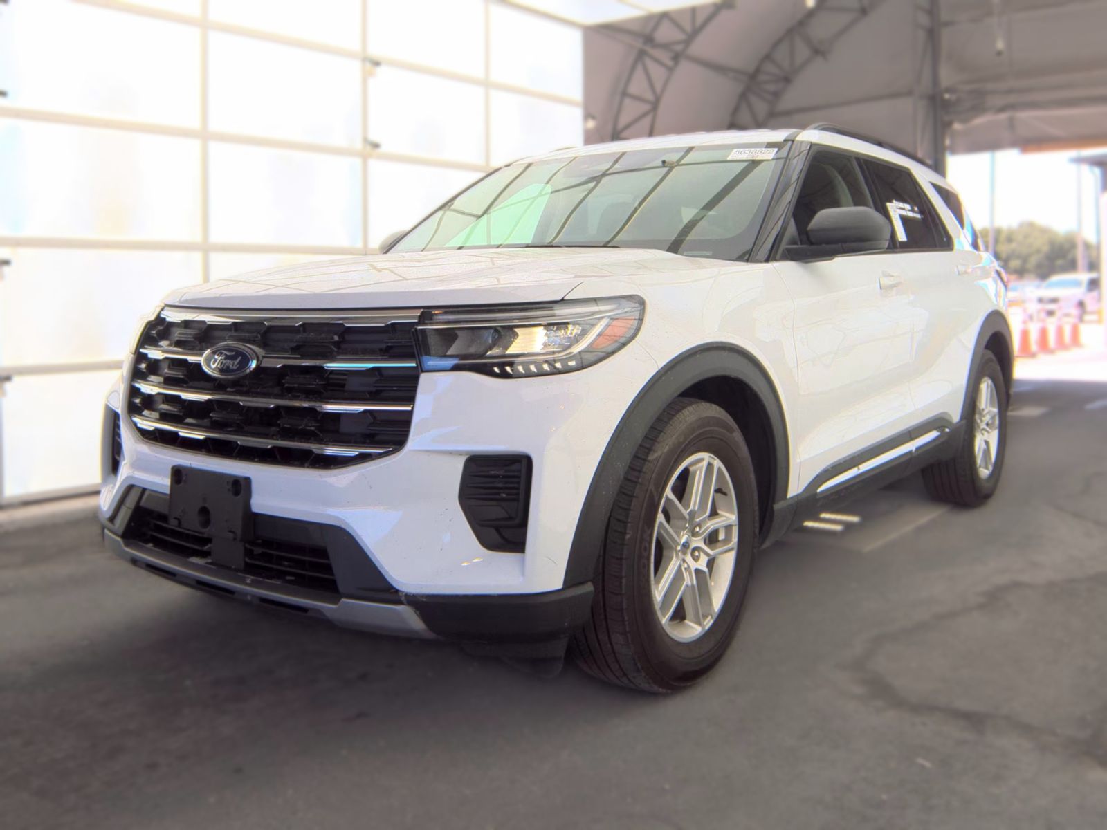 2025 Ford Explorer Active RWD