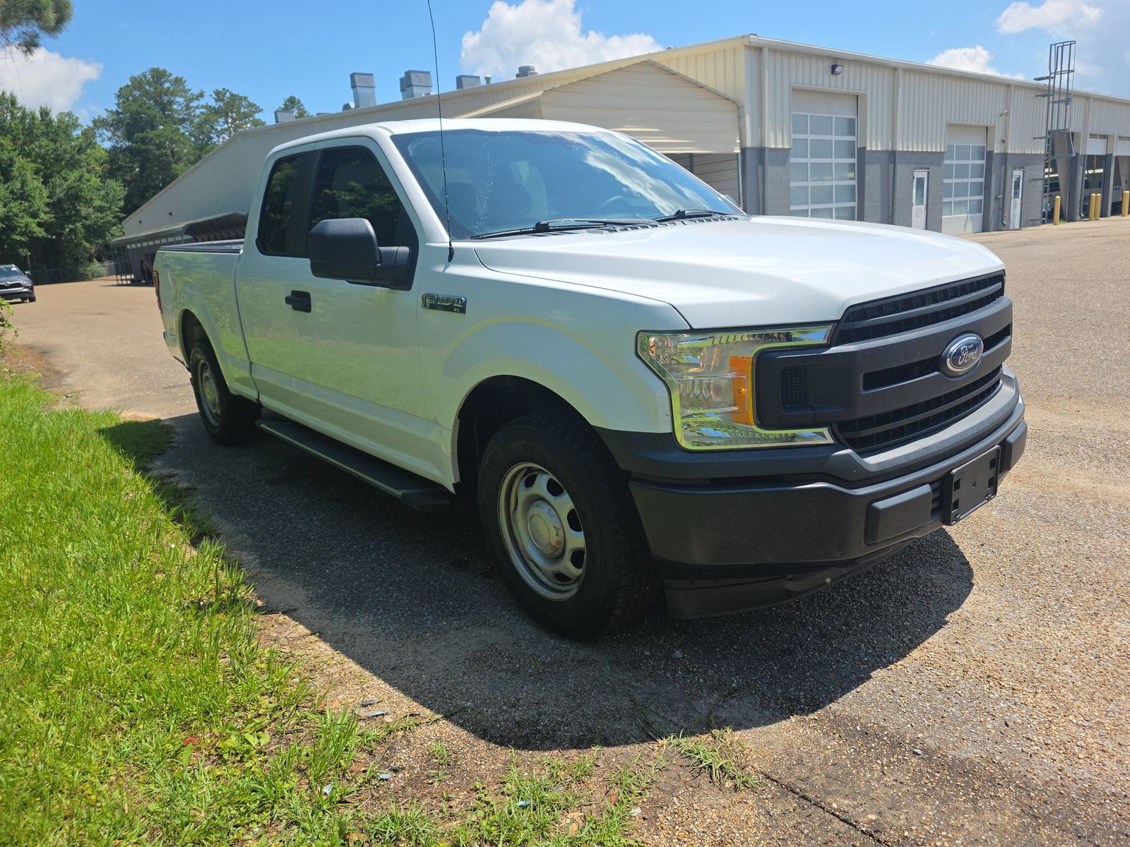 FORD F-150 - 4