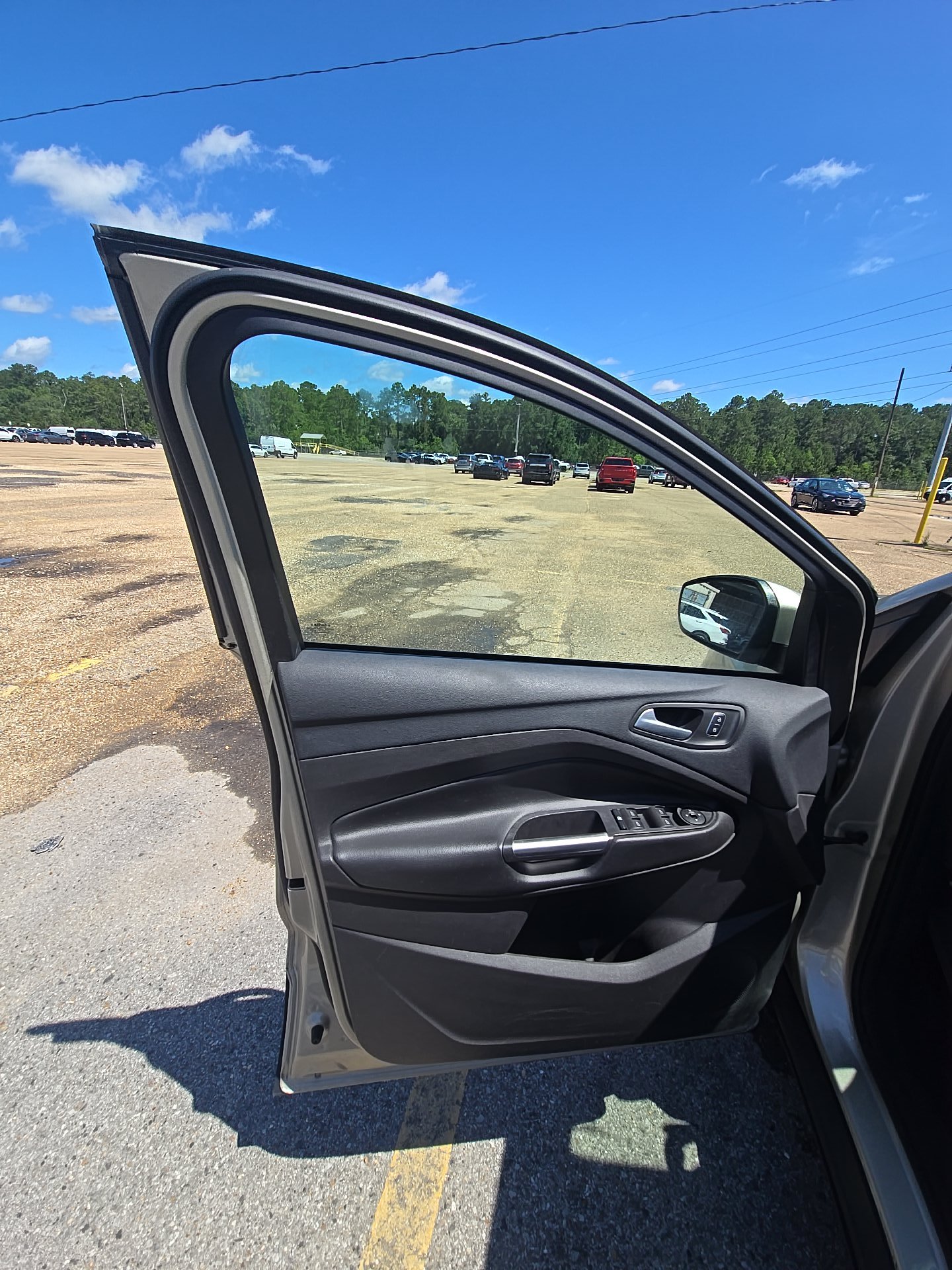 FORD ESCAPE - 10