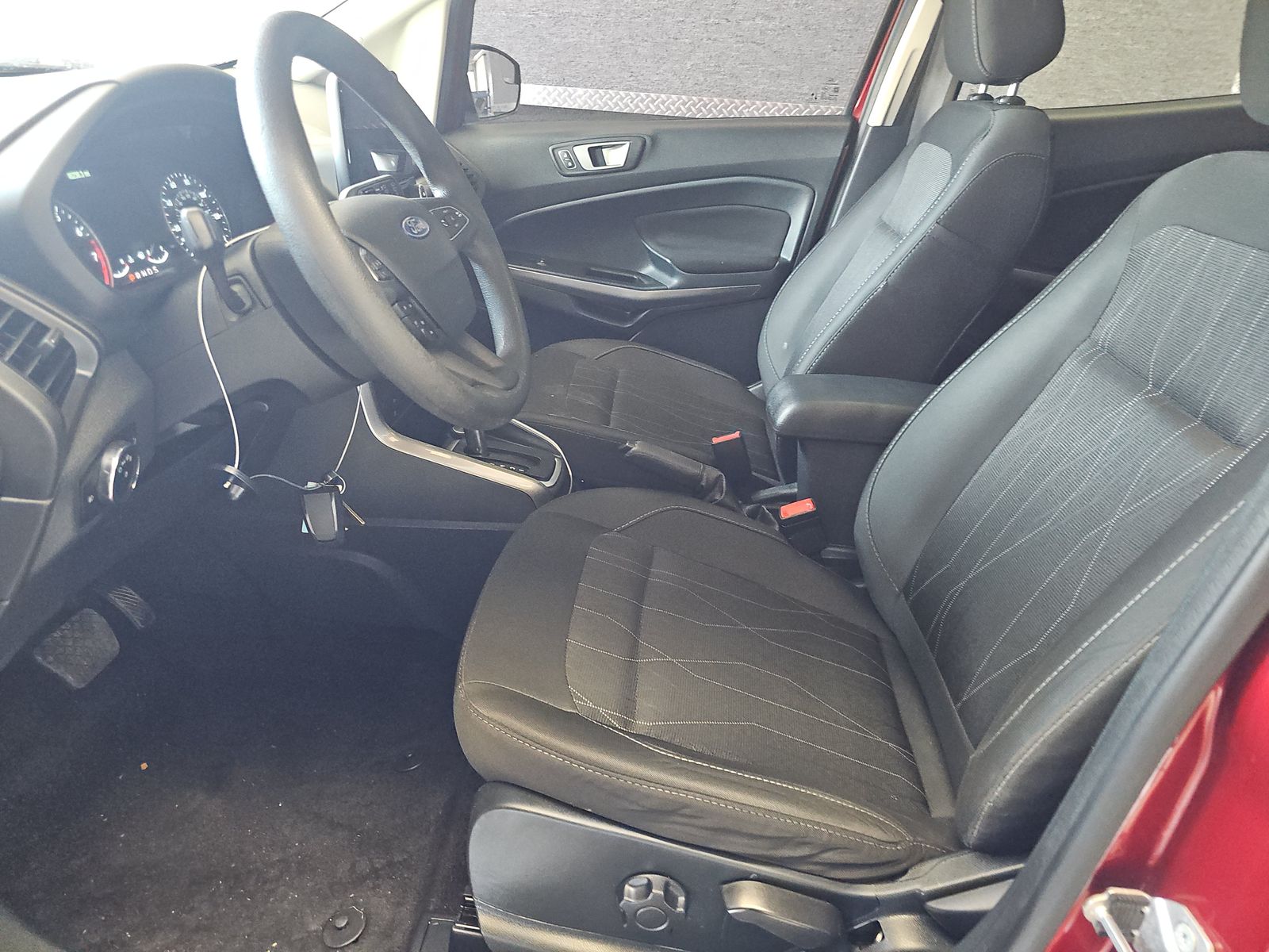 FORD ECOSPORT - 8