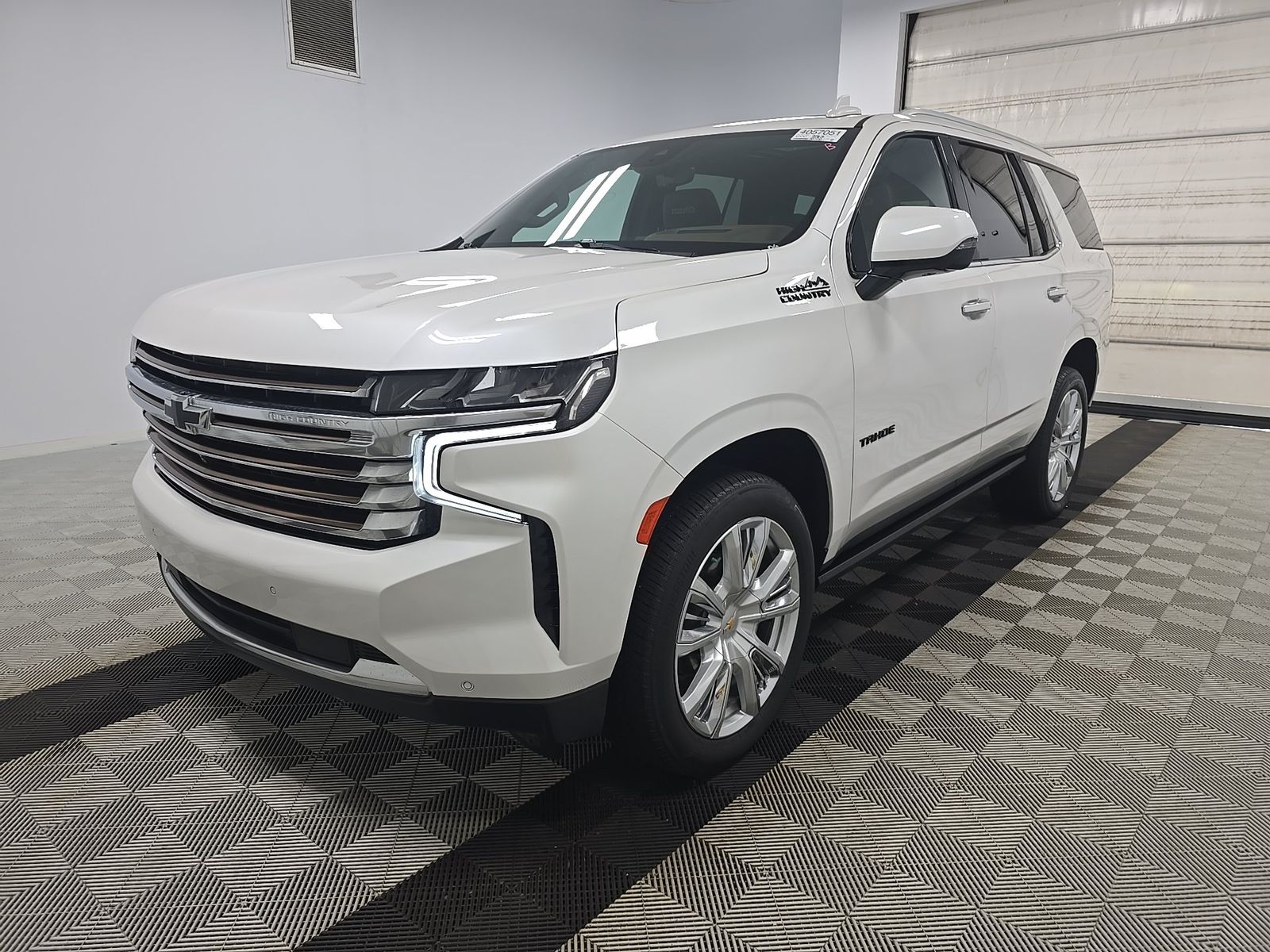 2023 Chevrolet Tahoe 4WD High Country's photo