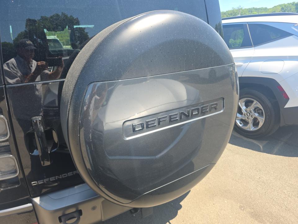 2023 Land Rover Defender 110 V8 Carpathian Edition AWD