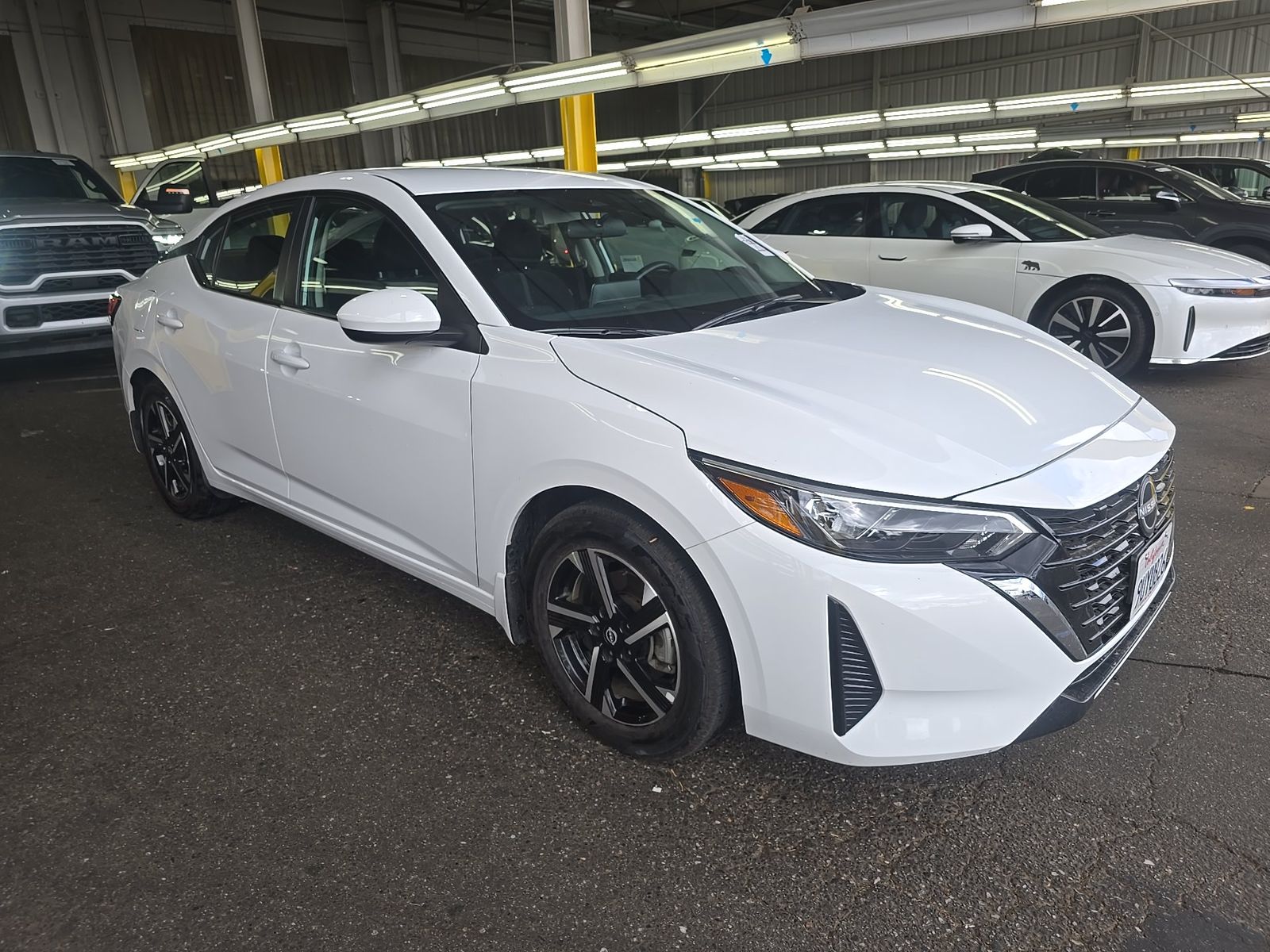 NISSAN SENTRA - 4