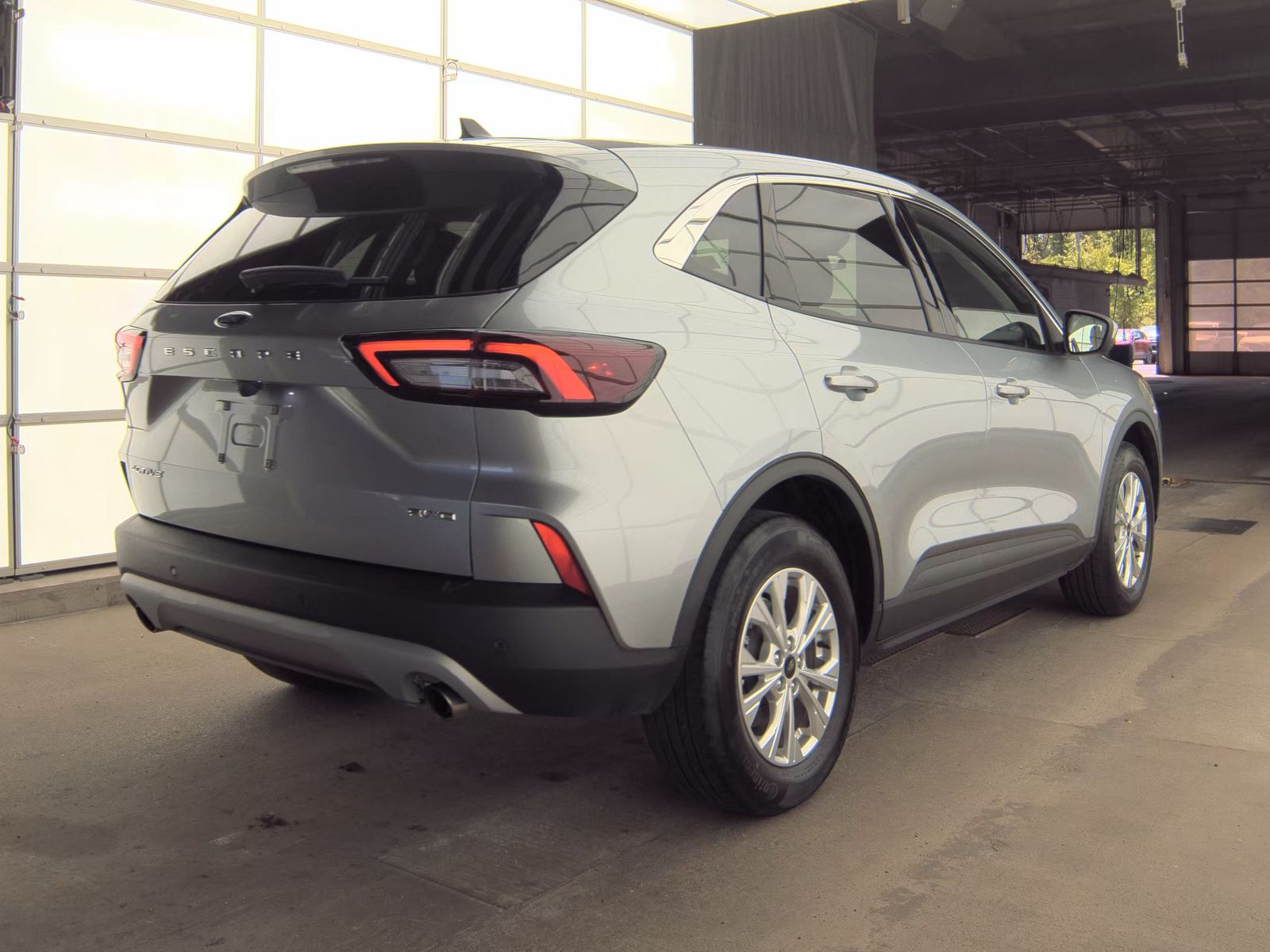 FORD ESCAPE - 6