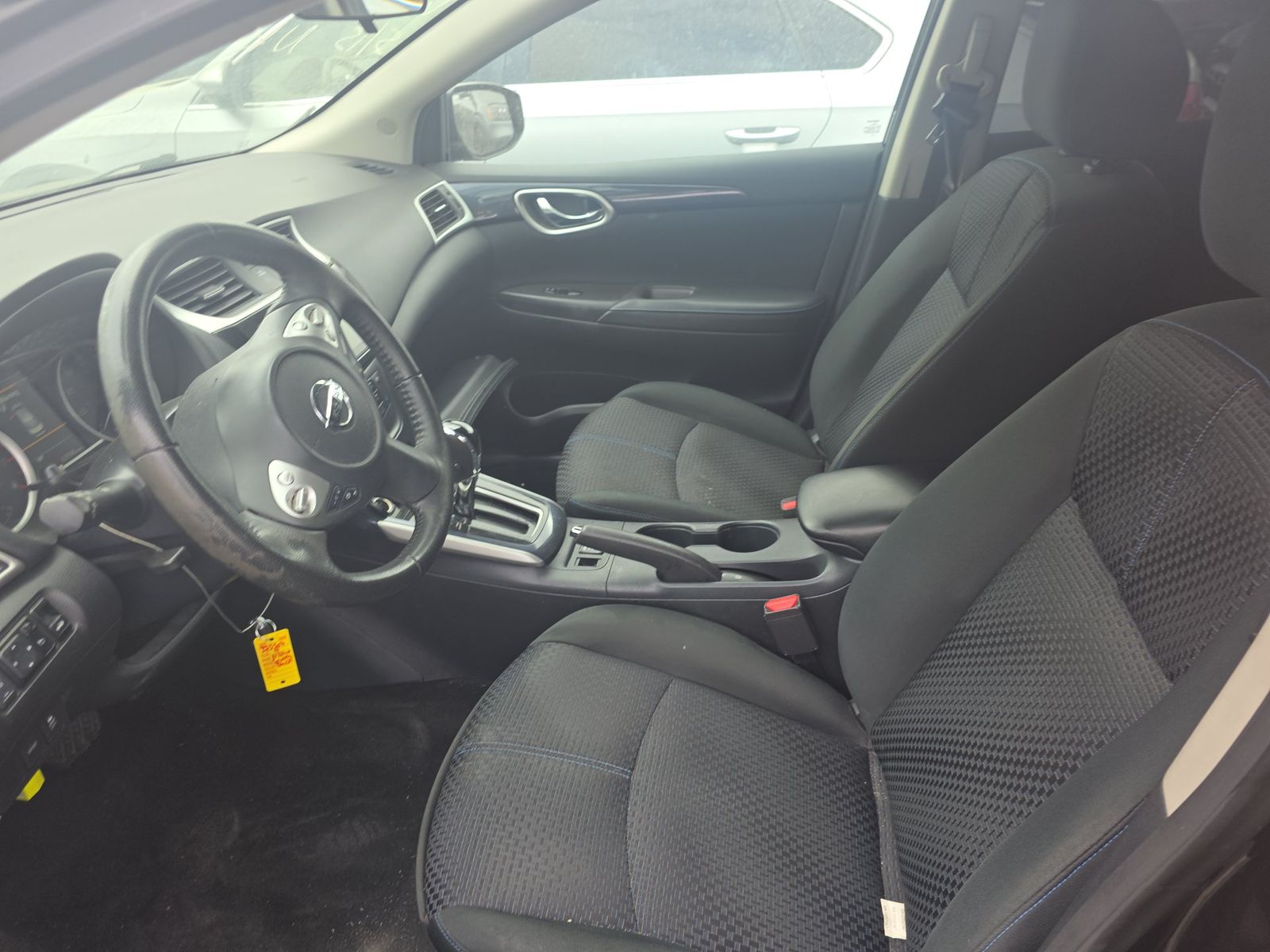 NISSAN SENTRA - 8