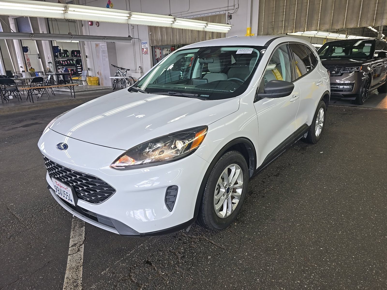 FORD ESCAPE - 1