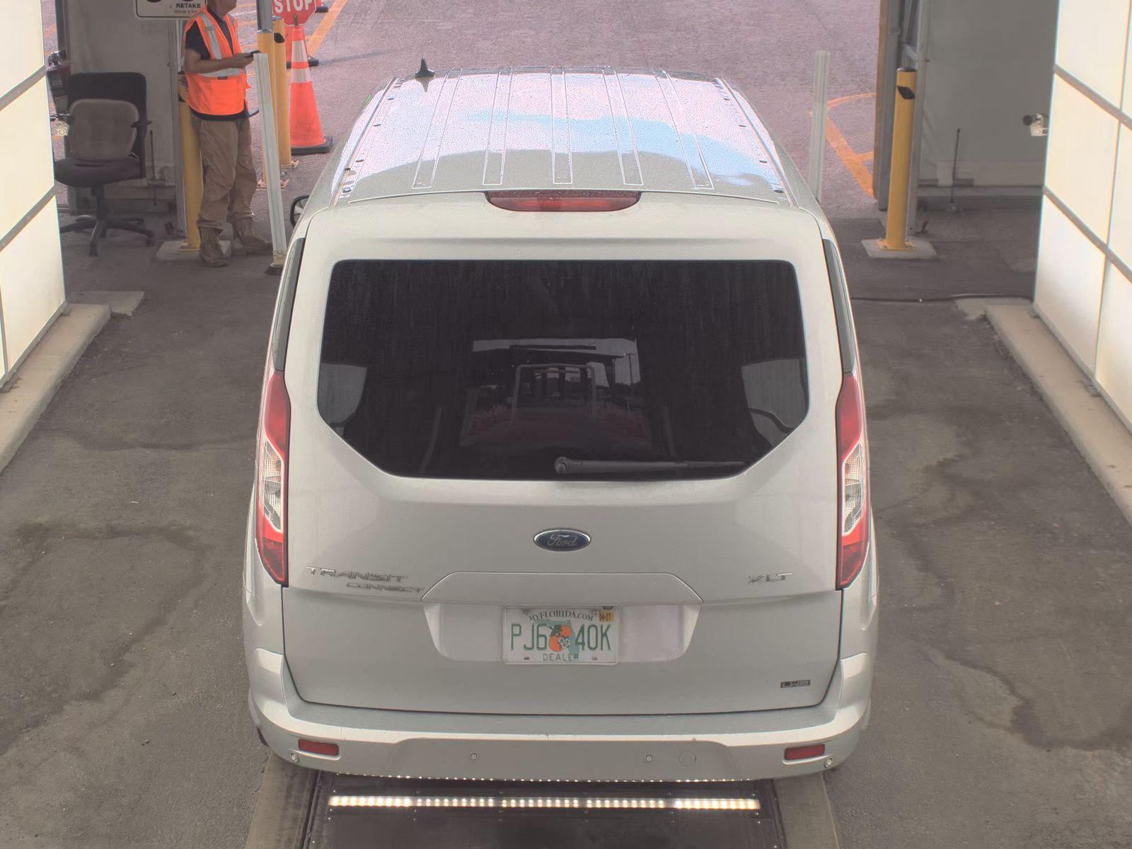 FORD TRANSIT CONNECT - 6