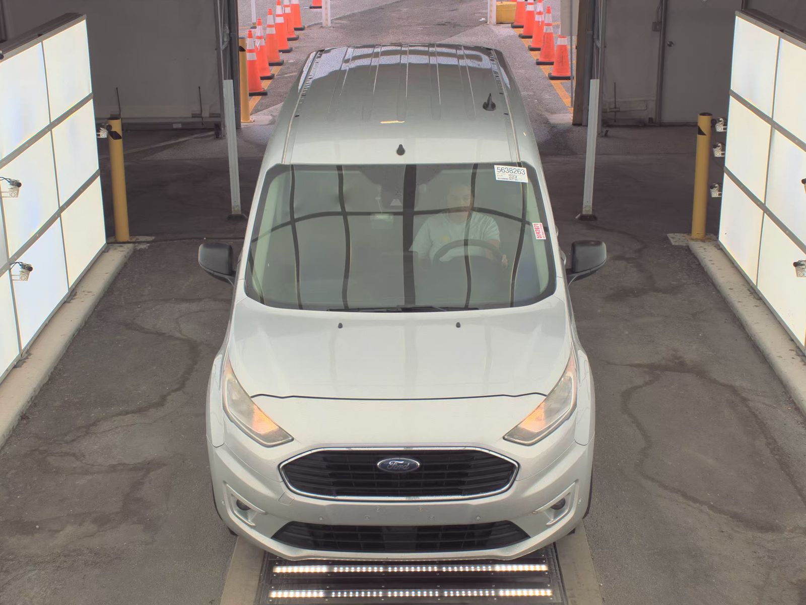 FORD TRANSIT CONNECT - 3