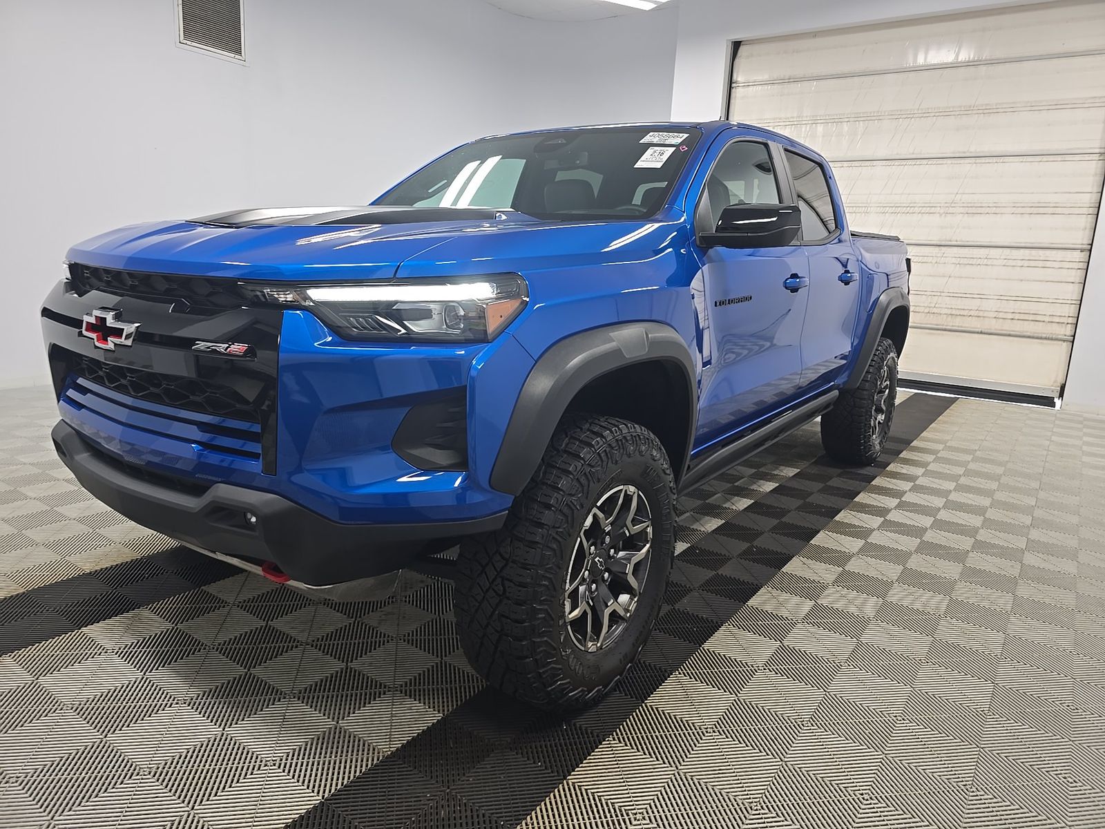 2024 Chevrolet Colorado 4WD ZR2 Crew Cab Short Box's photo