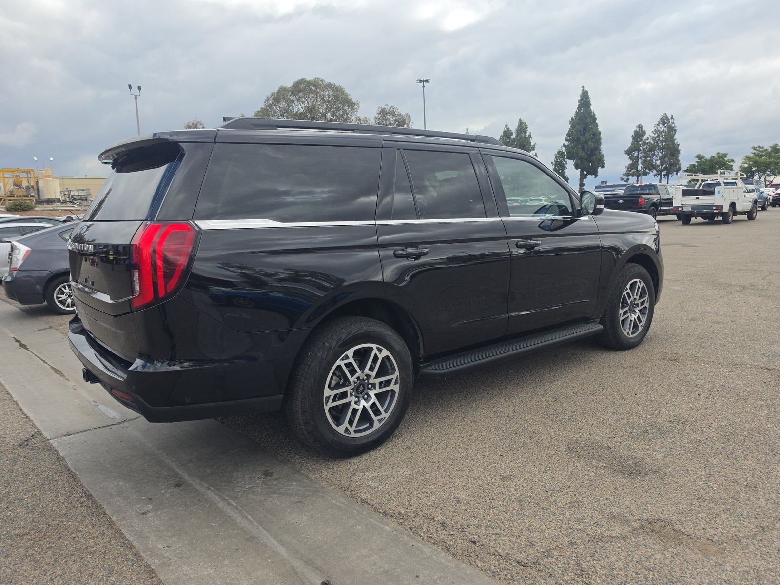 FORD EXPEDITION - 5