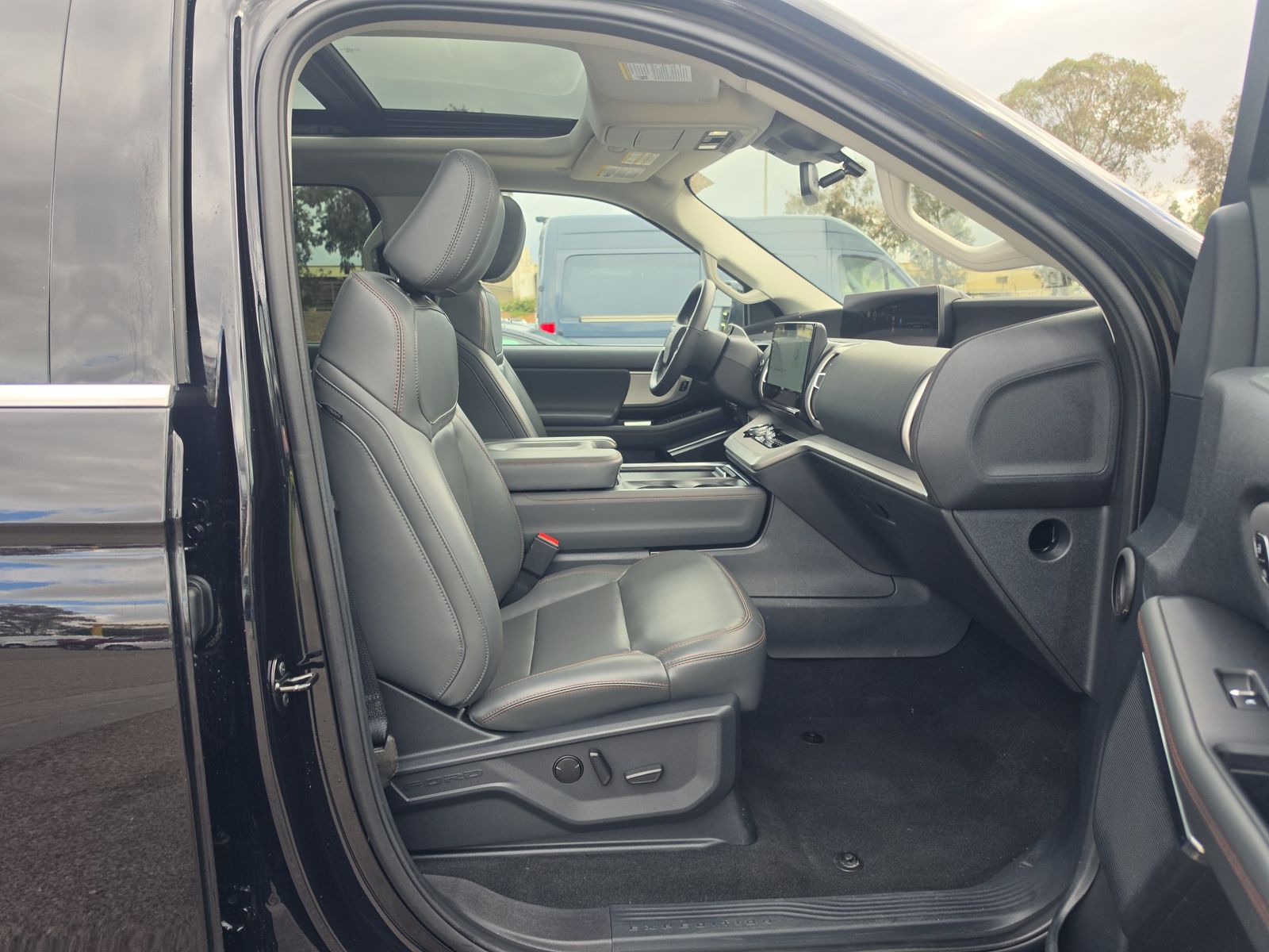 FORD EXPEDITION - 9