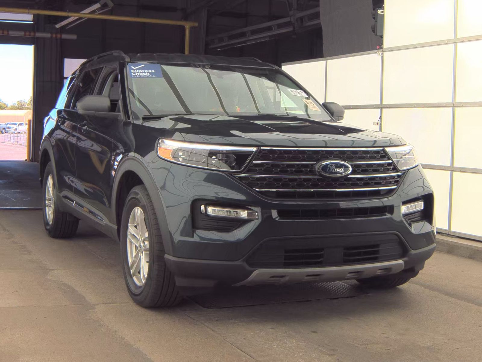 FORD EXPLORER - 5