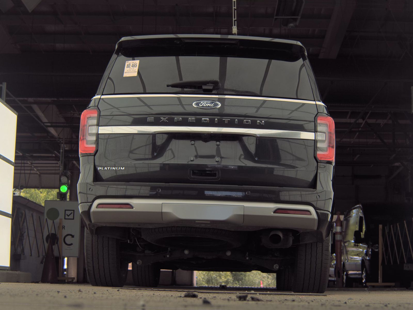 FORD EXPEDITION - 8